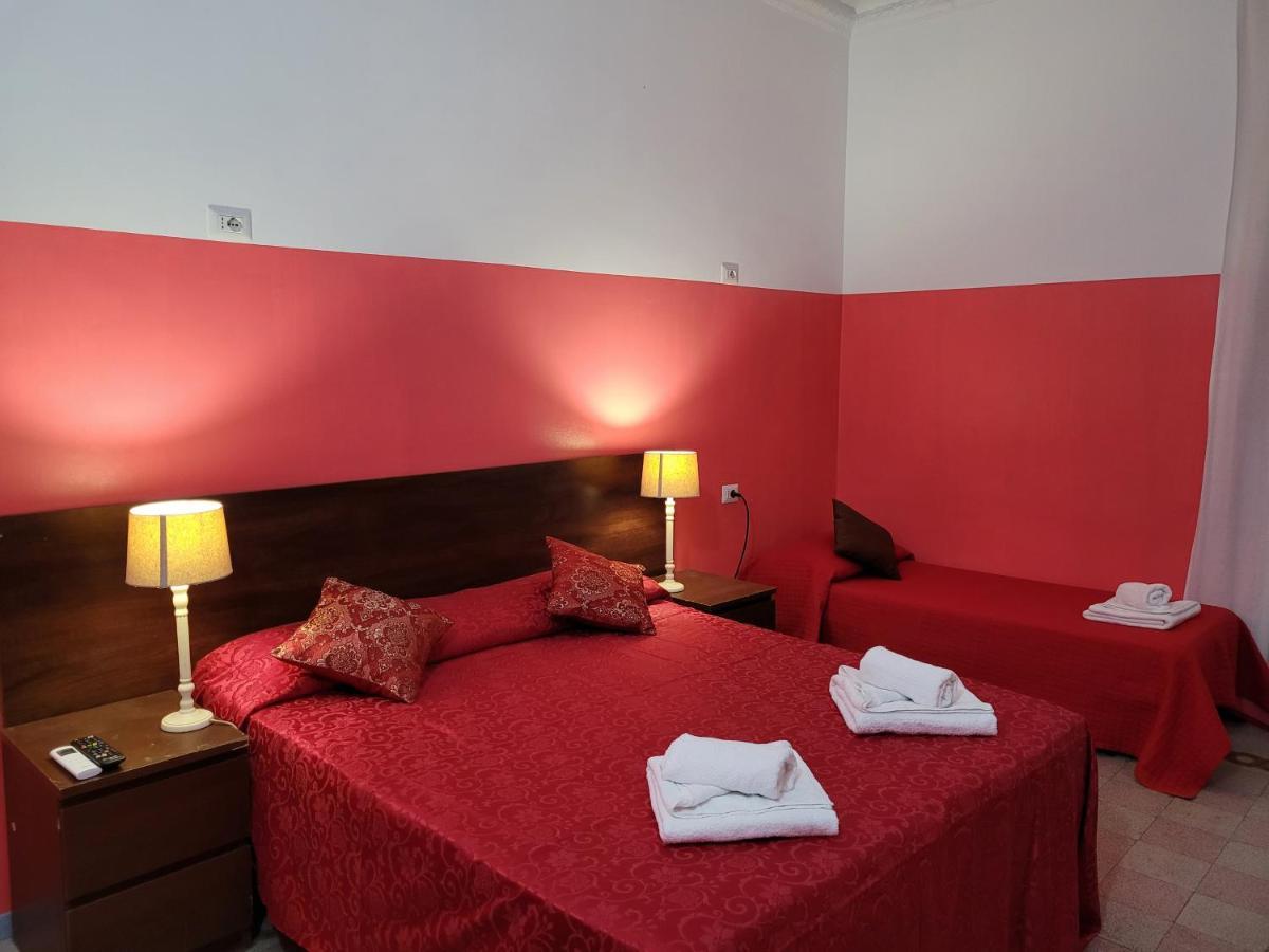 Relax On 247 Hostel Roma Exterior foto