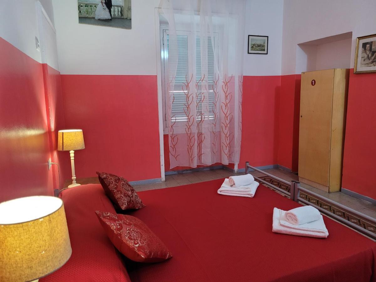 Relax On 247 Hostel Roma Exterior foto