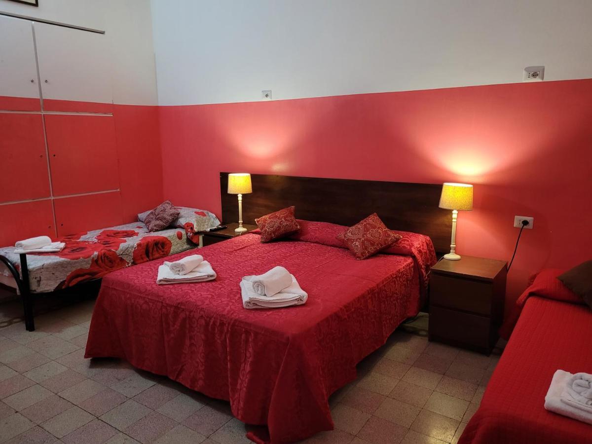 Relax On 247 Hostel Roma Exterior foto