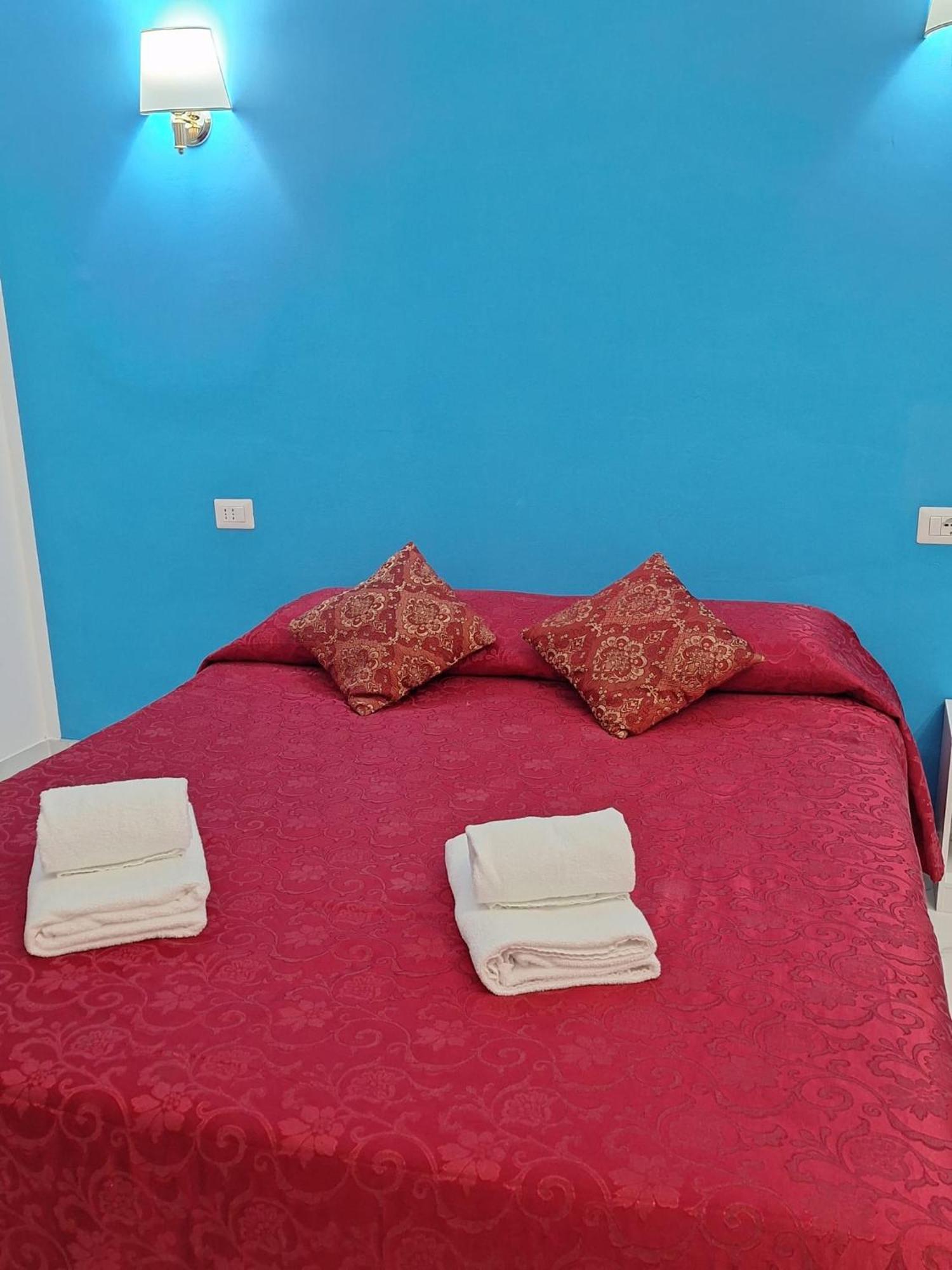 Relax On 247 Hostel Roma Exterior foto